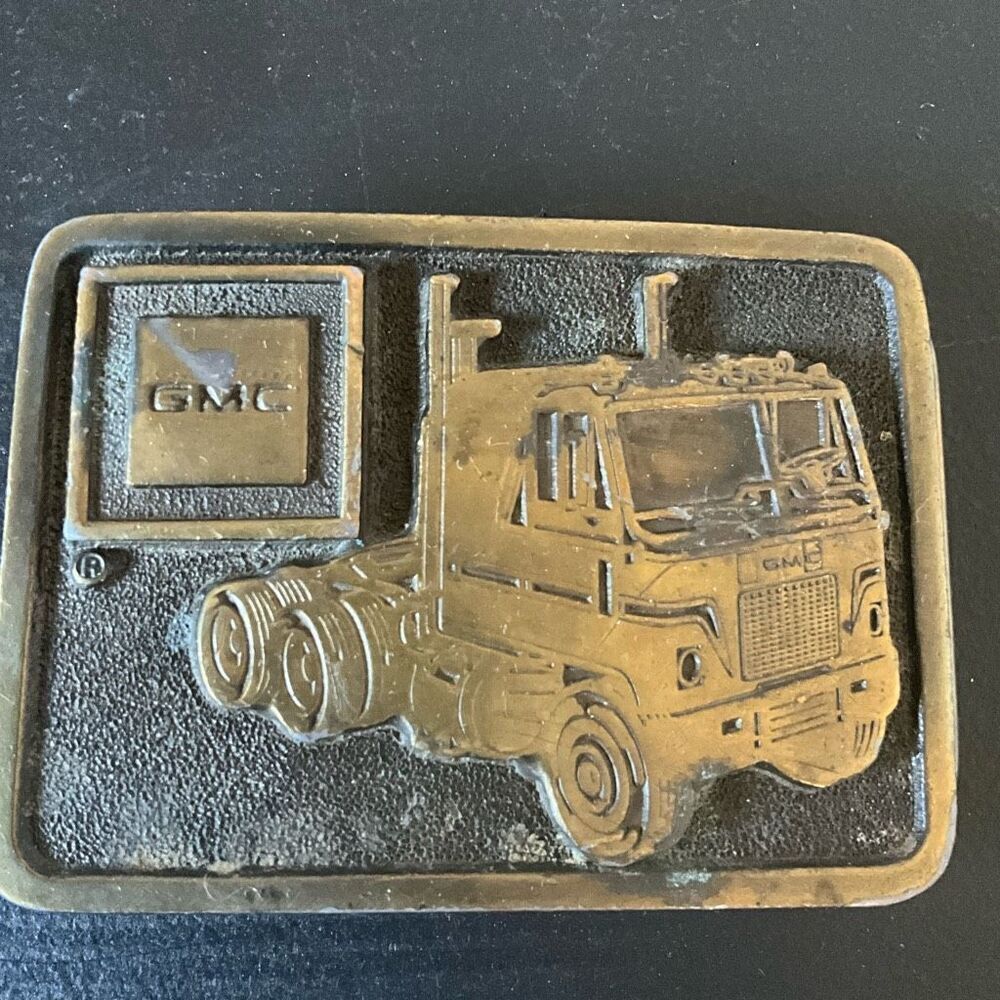 Vtg 1976 GMC Big Rig Scripted Trucking Adezy Belt Buckle USA B-355